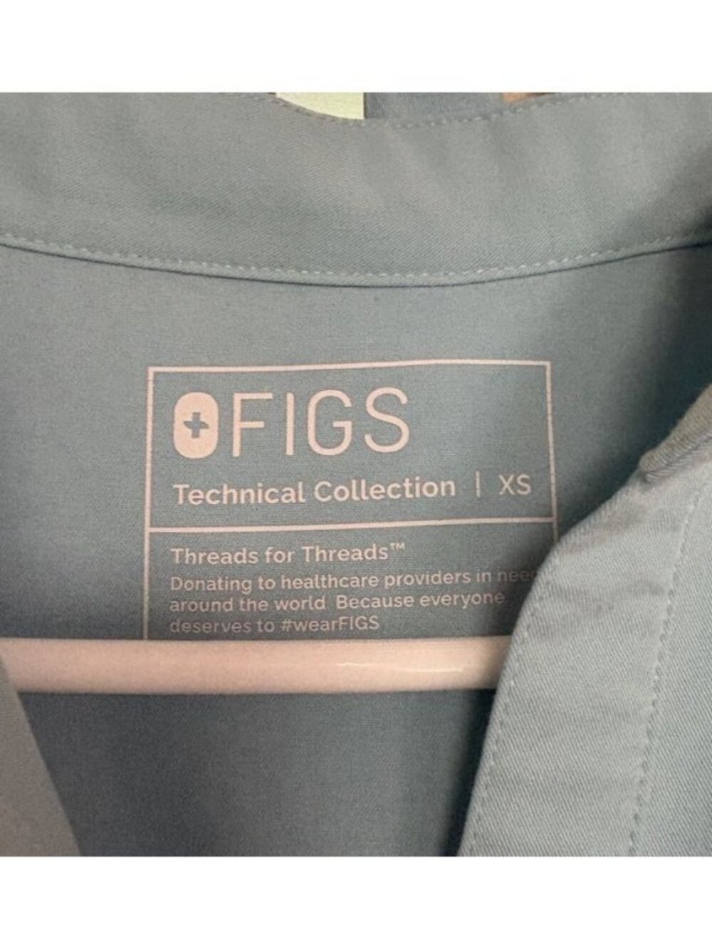FIGS Technical Collection Unisex Scrub Set Top & Jogger Pants Seaglass Green XS - Picture 3 of 7